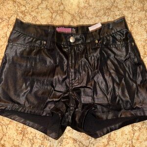 Y2K Vintage Shiny Black Shorts 90s 2000s Bubblegum Sz 3/4